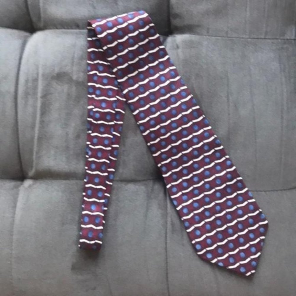 Mara Tie